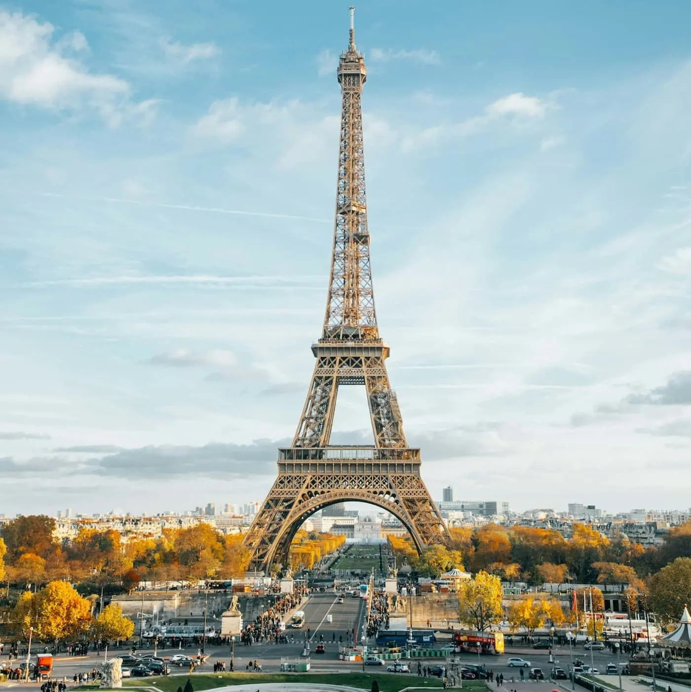 Paris Travel Guide 2025 | Best Attractions, Food & Tips
